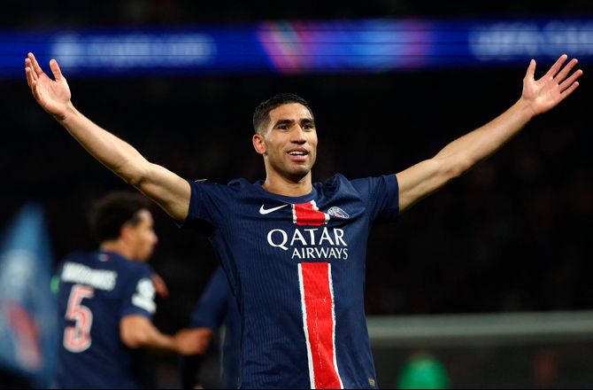 VM kval. CAF -Slår Salah og Osimhen: Hakimi kåret til årets afrikanske spiller