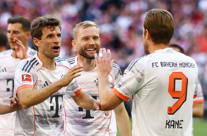 Bundesliga -Bayern sejrede i rørende Müller-afsked 
