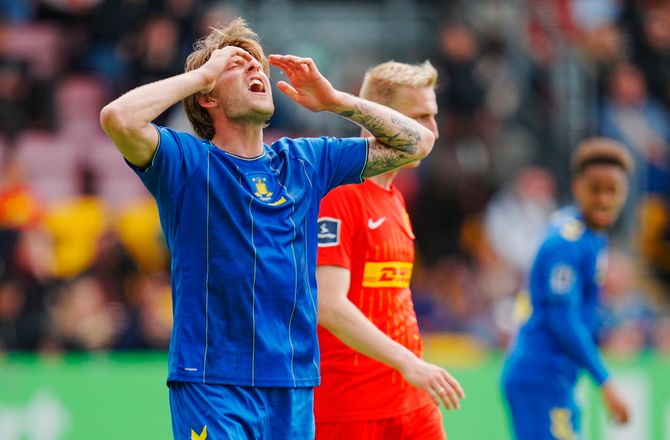 3F Superliga -Nartey-rødt blev afgørende: Brøndby snublede i Farum
