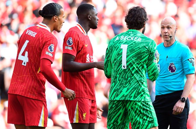 Premier League -BBC: Premier League introducerer ny dommerregel