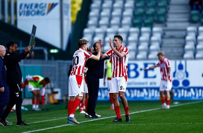 3F Superliga -Helenius trods fejl: Ingen skal kastes under bussen