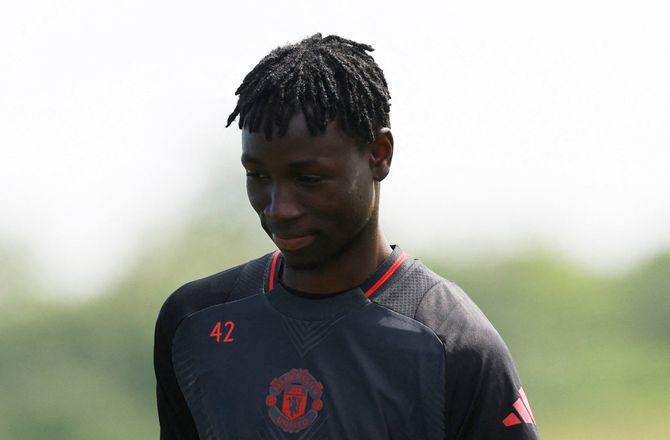 Super League -United udlejer Koné til schweizisk fodbold