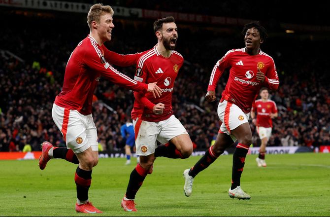 Manchester United -Et øje på økonomien: En EL-sejr er vital for United