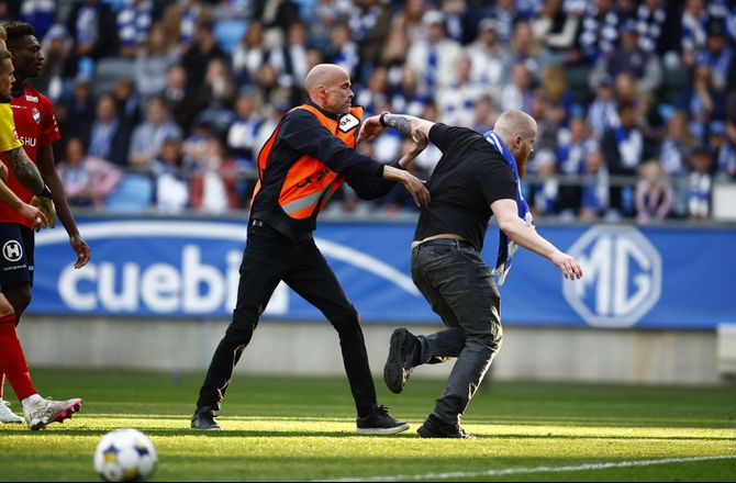 Allsvenskan -IFK kritiserer derby-afbrydelse: Et stort problem