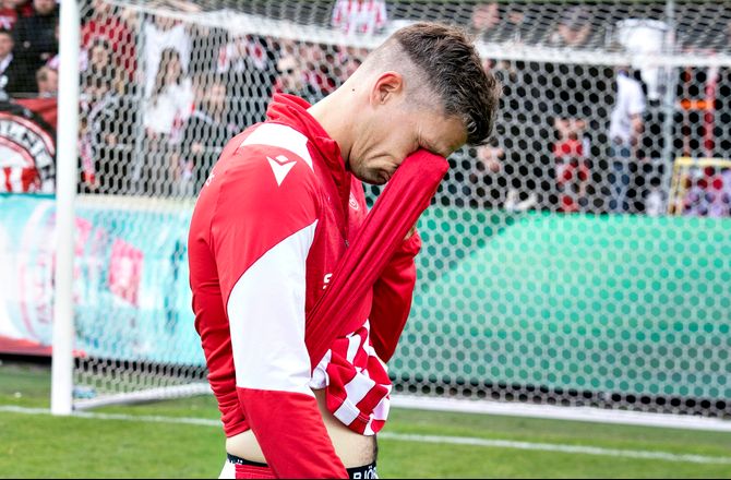 3F Superliga -Helenius i tårer: Fucking emotionelt at spille i dag