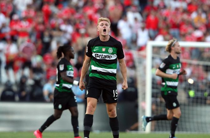 Pokal -Conrad Harder fik helterolle i Sportings pokaltriumf