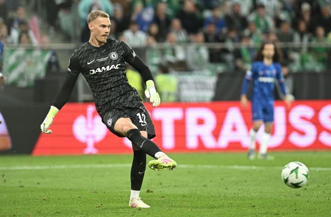 Premier League -Caicedo er tæt med Jørgensen: Min bedste ven på holdet
