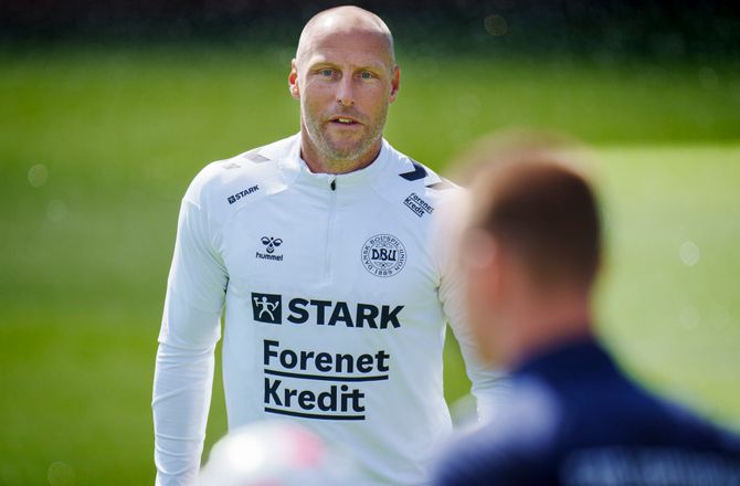3F Superliga -FCK forlænger med Kim Christensen
