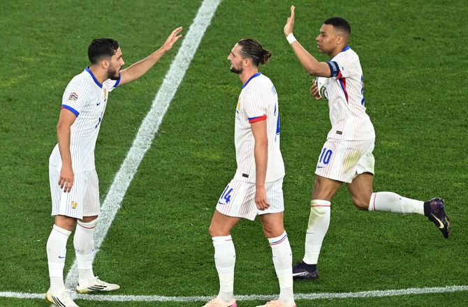 UEFA Nations League A -Frankrig med otte ændringer - Tyskland ryster også posen