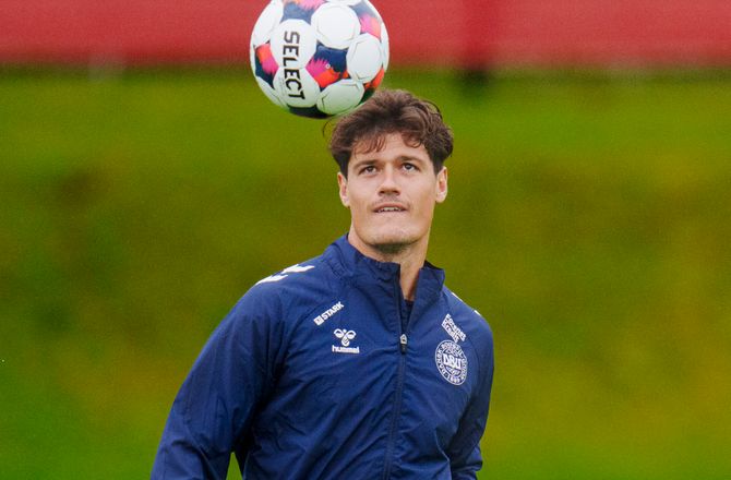 VM kval. UEFA -Nørgaard blev afhængig: 'Jeg skal have noget hjælp'