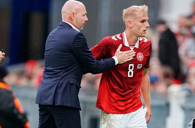 Danmark -Lazio ville isolere Isaksen to uger mere: Kommer ikke til at ske