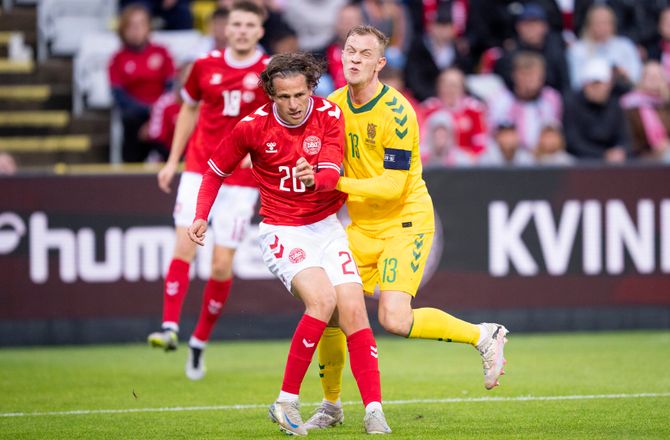 Major League Soccer -Officielt: Carlo Holse drager til MLS