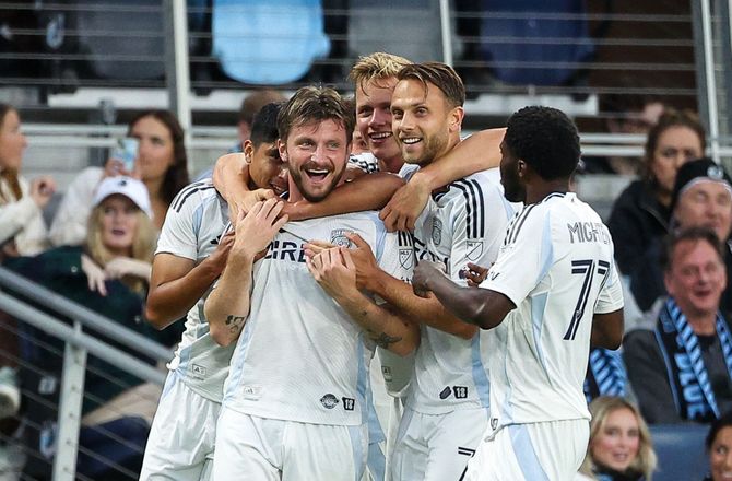 Major League Soccer -Ny hæder: Dreyer på årets hold med Messi og Evander