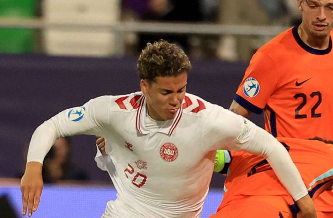 EM U21 -Specielle strømper: Suzuki har inspireret Bischoff