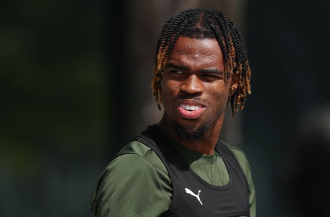 VM -Chukwuemeka skifter til det østrigske landshold
