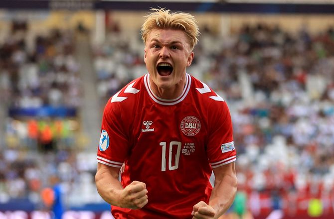 EM U21 -Måber over Harders vilde spark: Aldrig set noget lignende