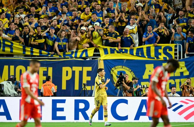 VM for klubhold -Bayern mødte sjovt og højt Boca-inferno: Se billederne her