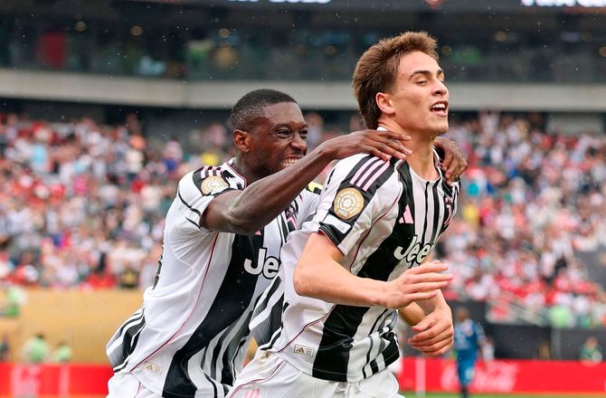 VM for klubhold -Tyrkisk angriber sendte Juve videre