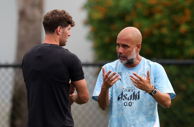 Premier League -Stones takker Guardiola: Havde ikke haft samme succes