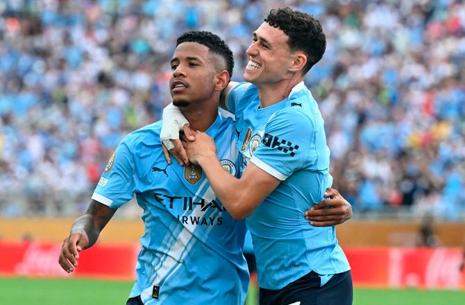 VM for klubhold -City smadrede Juventus og vandt gruppen