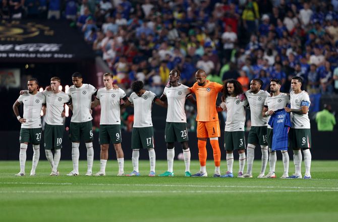 VM for klubhold -Chelsea vil donere en del af VM-bonus til Jota og Silvas familier