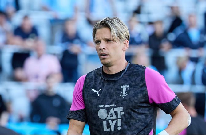 Allsvenskan -Drilsk knæskade: Jens Stryger presser intet igennem