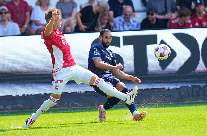 3F Superliga -Christian Sørensen trives: Der stinker af fodbold her