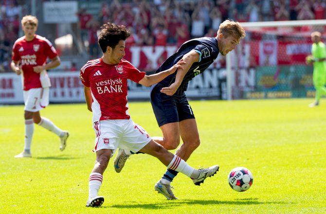 3F Superliga -Vejle siger farvel til japansk midtbanespiller