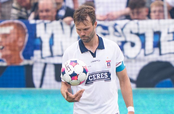 3F Superliga -Fuld tiltro til Patrick Mortensen: Reddet os så mange gange 