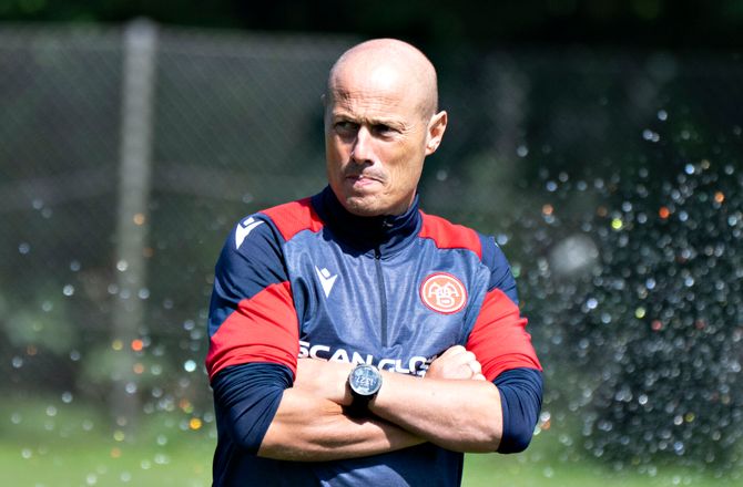 Betinia Liga -AaB-boss ser fremad: Skal lave et oprykningshold