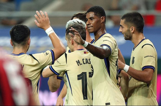 Træningskampe -Rashford på tavlen i Barca-testsejr