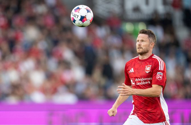 3F Superliga -Lasse Nielsen følger AaB: Det gør lidt ondt at se