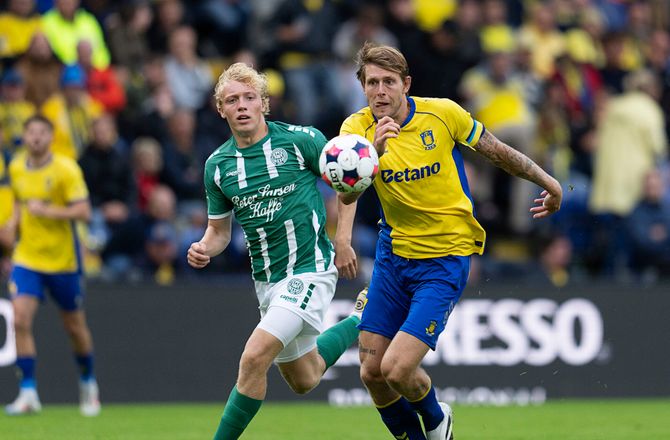 International -Frustreret Vallys: Gør det svært for os selv