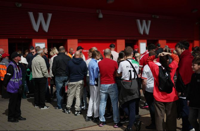 Træningskampe -Anfield evakueret før testkamp 
