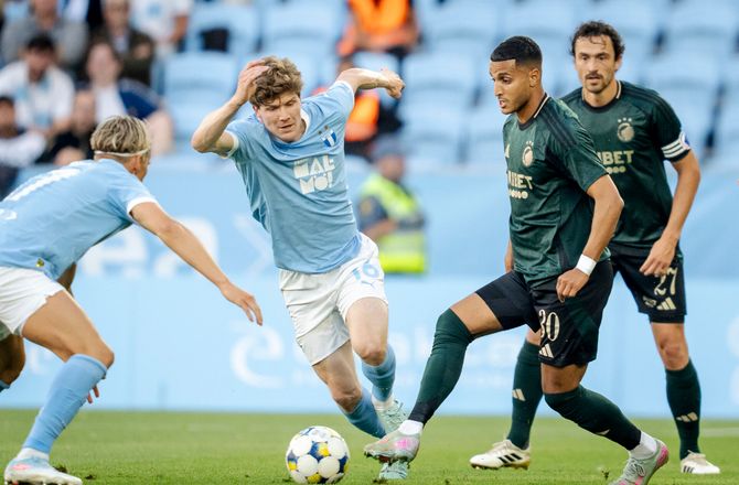 Allsvenskan -Malmö sælger Oliver Berg til konkurrent