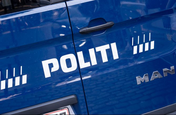 Betano Pokalen -Kortvarigt kaos under FCK-kamp: Politiet er på stikkerne