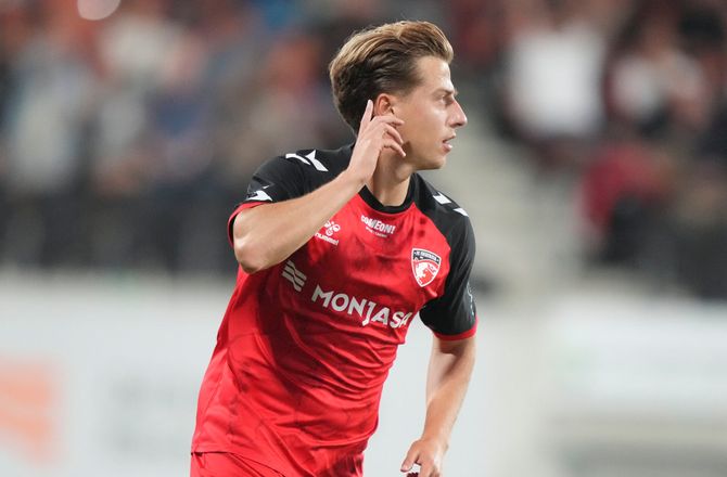 3F Superliga -Mucolli satte ild til stadion: Vil ikke glemme de loyale tusind