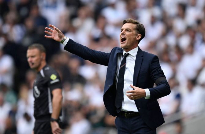Premier League -Scott Parker roser Thomas Frank: Et anderledes hold