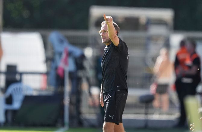 3F Superliga -Thomasberg peger på kollektivet: Normalt havde jeg skiftet tre