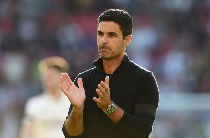 Premier League -Arteta giver status på Saliba: Mosquera er virkelig god
