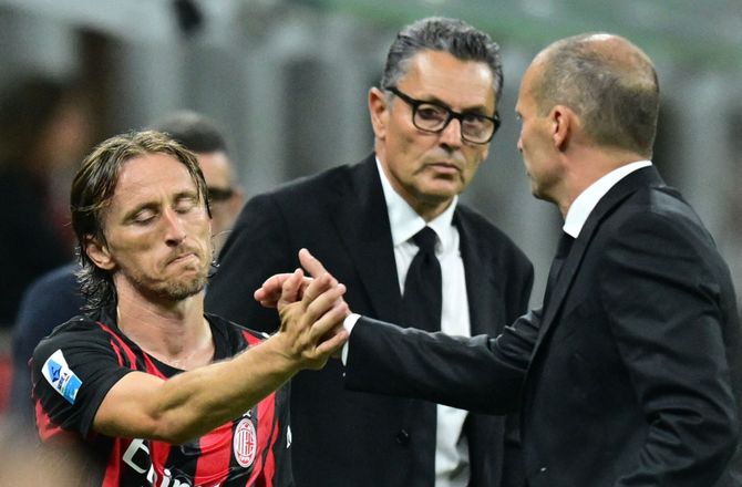 Serie A -Skrækkelig premiere: Milan tabte til oprykker
