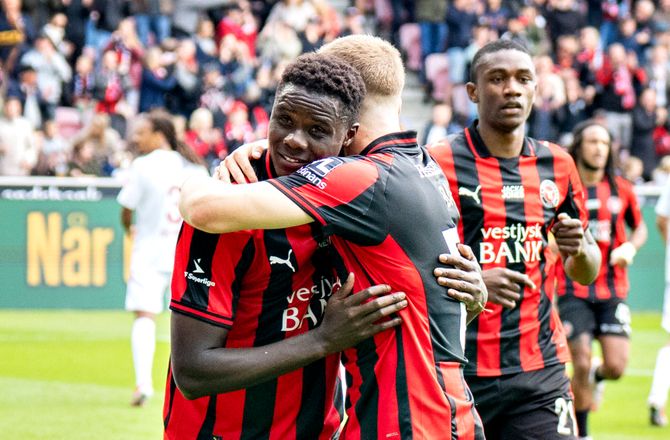 3F Superliga -Midtjysk målfest: FCM holdt snor i FCK 