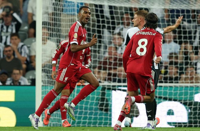 Premier League -Gravenberch tordner Liverpool i front – se målet her
