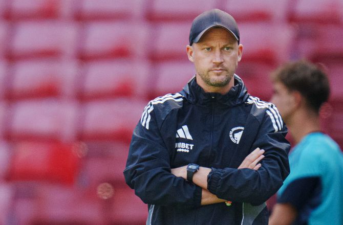 CL-kval -Neestrup gambler ikke - åbner for at tage lille chance