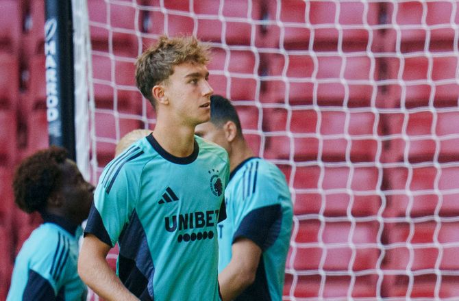 1. Division -Officielt: FC København udlejer Sarapata
