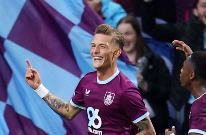 3F Superliga -FCK jagter Oliver Sonne
