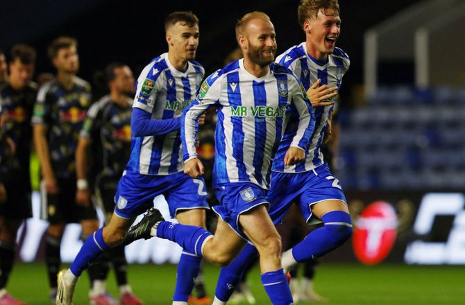 League One -Henrik Pedersen opruster: Bannan vender hjem