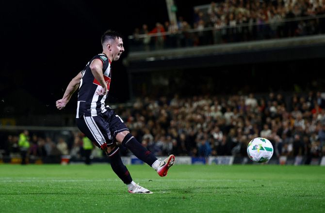 Carabao Cup -Brentford kørte Grimsby over: Pludselig stod den 3-0