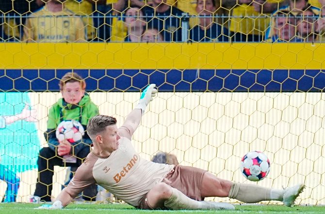 ECL-kval -5 i fokus: Det blev en dyr aften, Pentz