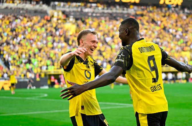 Bundesliga -Guirassy passerede Rønnow to gange i Dortmund-sejr
